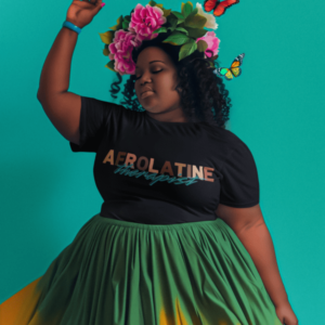 Model wearing Oyanova AFROLATINE Therapist Black Tshirt